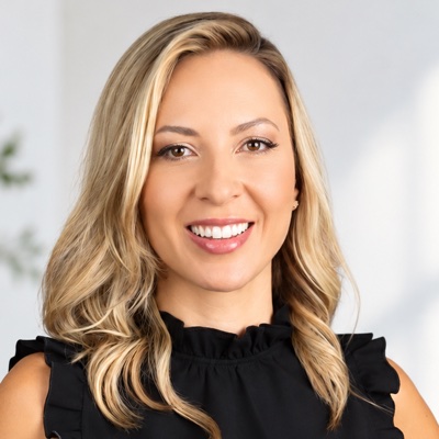 Karina Somenzari, REALTOR&reg;, corretora de imóveis brasileira da eXp Realty em San Diego